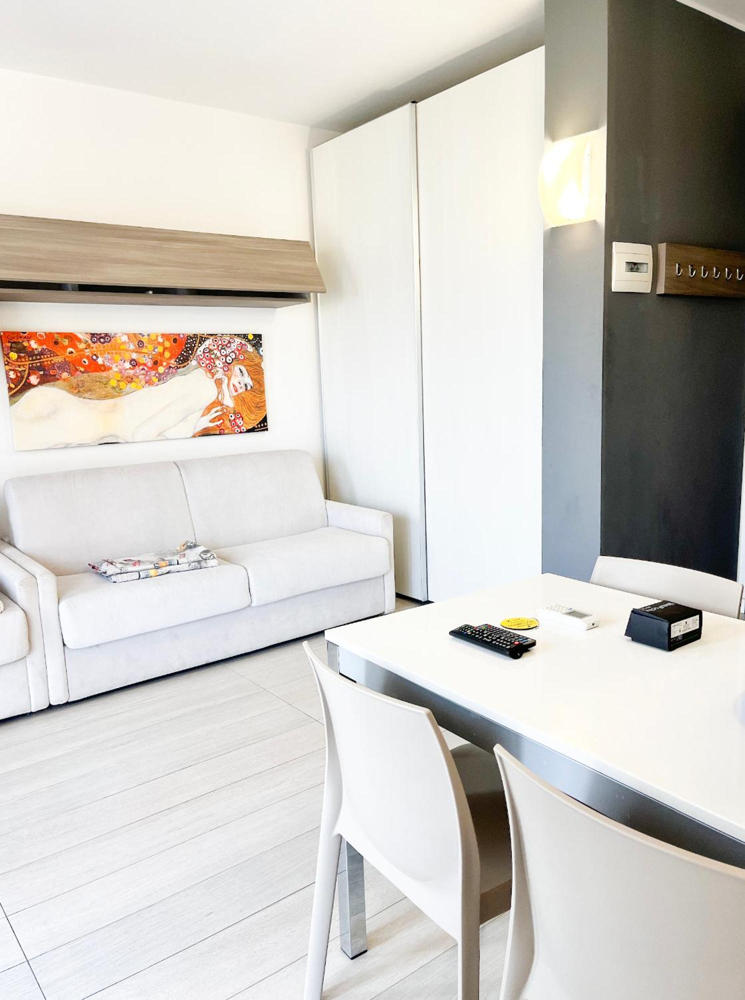 Vista Mare, - Centro Commerciale *